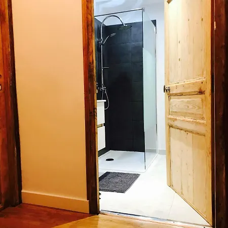 Apartman Housica & Co. *