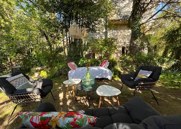 Housica & Co. * Ucciani