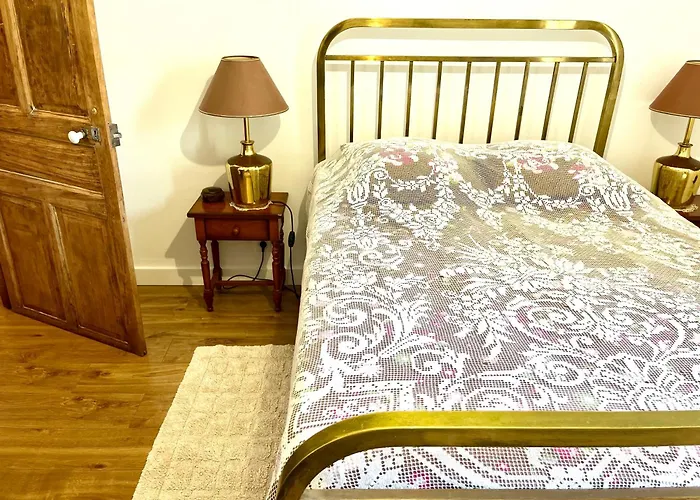 Housica & Co. * Ucciani